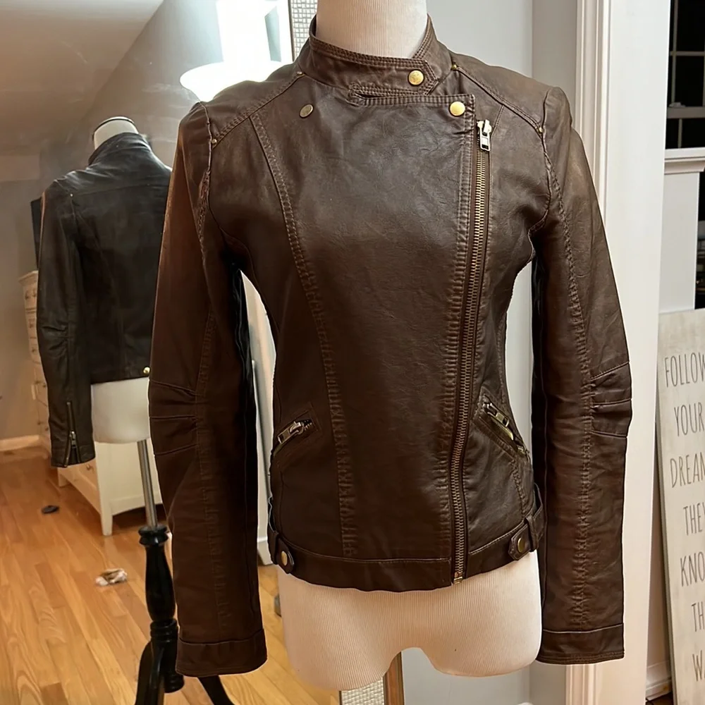 Forever 21  size small  chocolate brown Faux leather bomber jacket - Picture 4 of 7